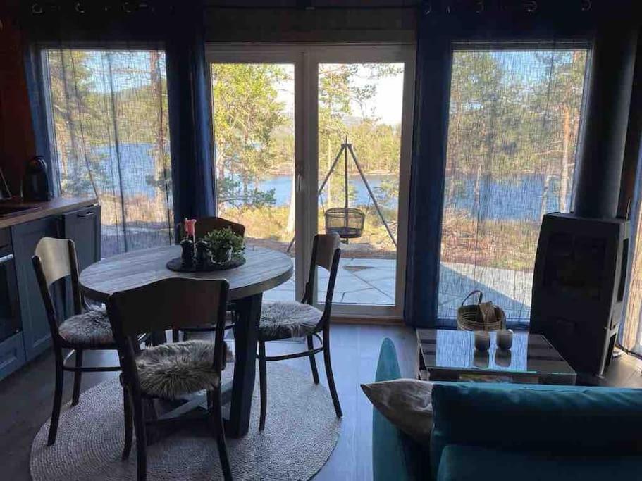 Cosy Cabin Between Lake And Mountain Treungen Buitenkant foto